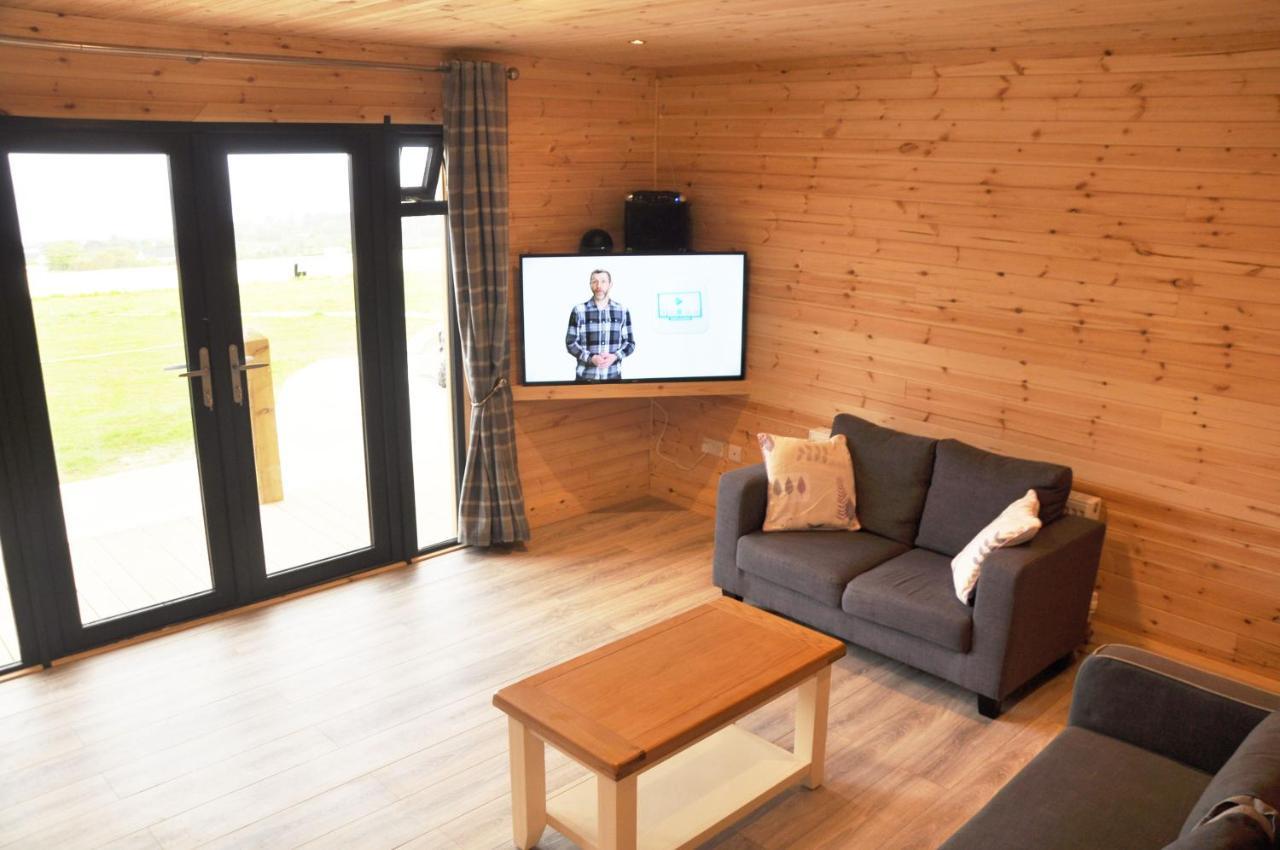 Foyle View Cabin Greencastle  Exterior photo